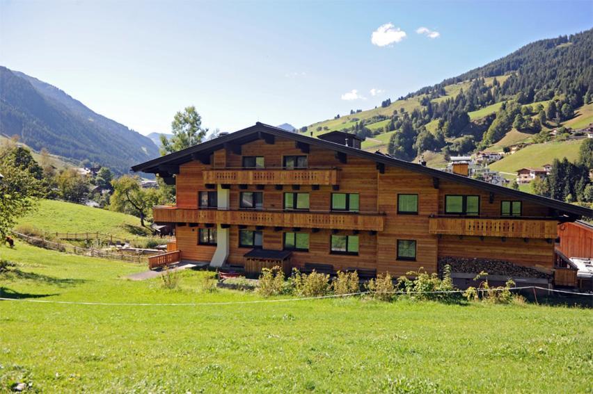 Ski In Ski Out Hotel Unterellmau Saalbach-Hinterglemm Exterior photo