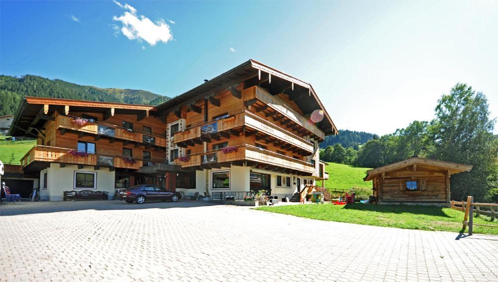 Ski In Ski Out Hotel Unterellmau Saalbach-Hinterglemm Exterior photo